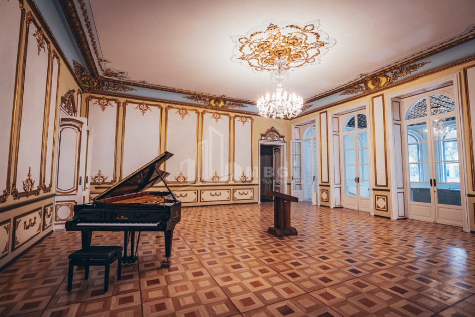 თბილისი