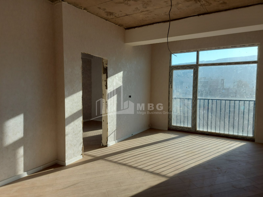 For Sale Flat, in Isani District