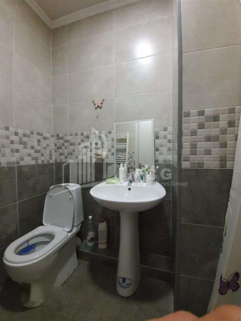 იყიდება ბინა, ისანი