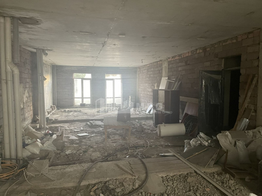 For Sale Flat, in Surrounding area of metro Guramishvili