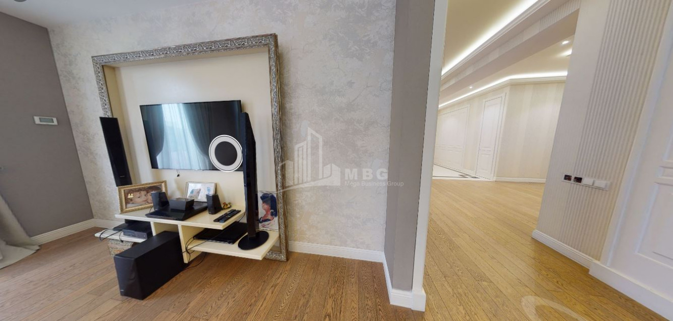 Продается Квартира, в Сололаки