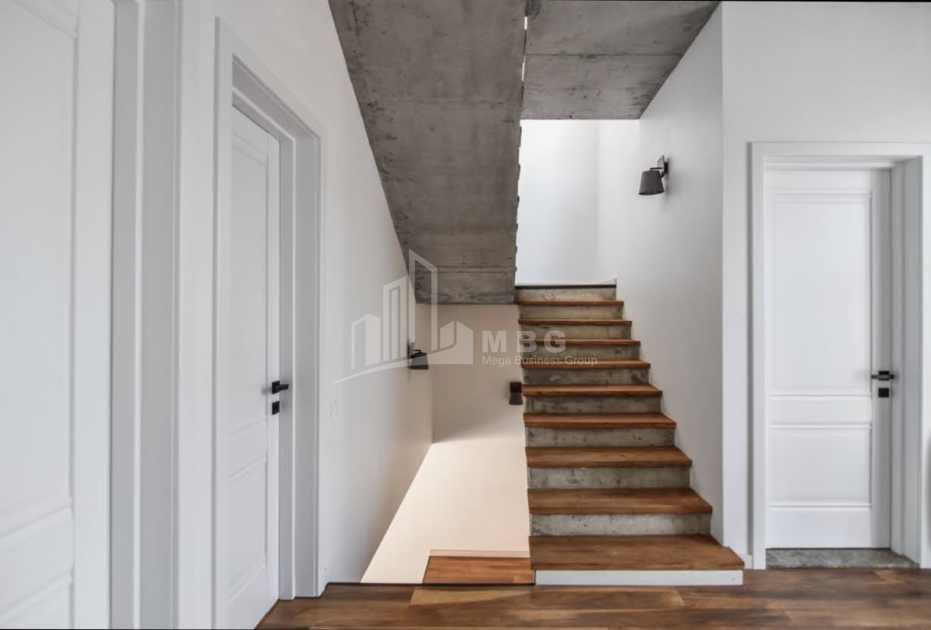 For Sale House - Villa, in Okrokana