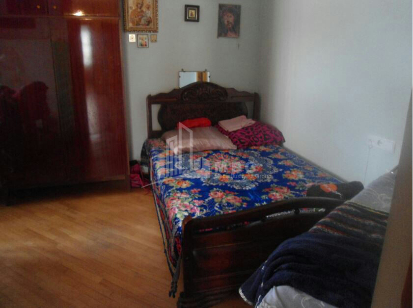 For Sale Flat, in Vera