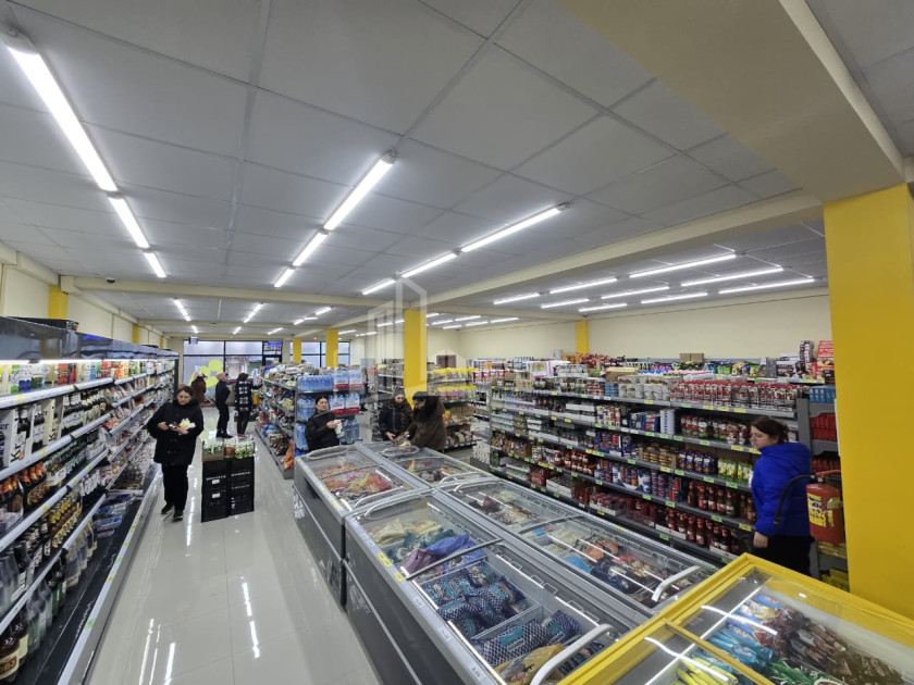 იყიდება სავაჭრო კომერციული ფართი ლოტკინში, ნაძალადევის რაიონი