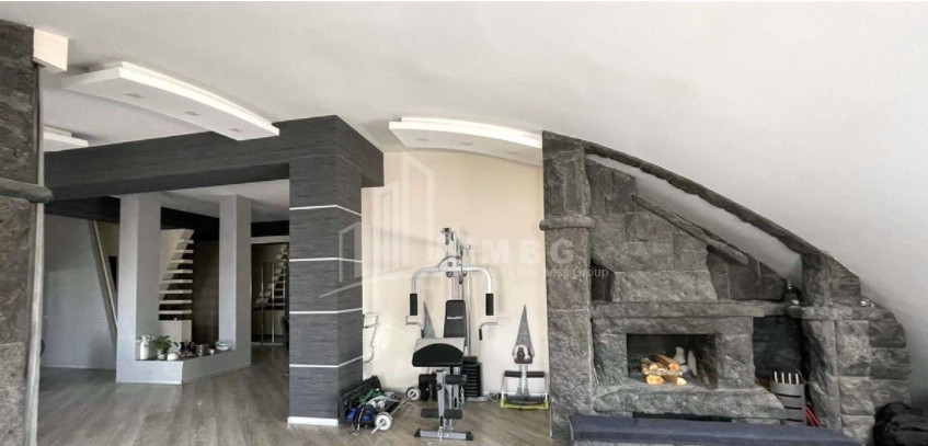 იყიდება ბინა, საბურთალო