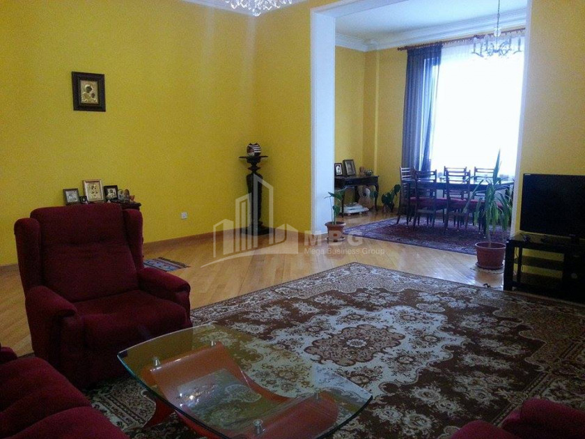 В аренду Квартира, в Ваке