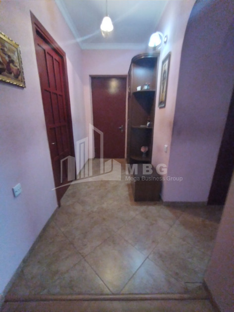 Продается Квартира, в Исани