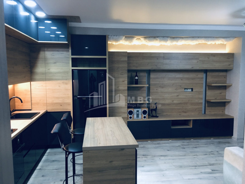 For Sale Flat, in Nadzaladevi