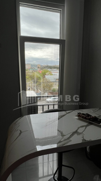 For Sale Flat, in Surrounding area of metro Guramishvili