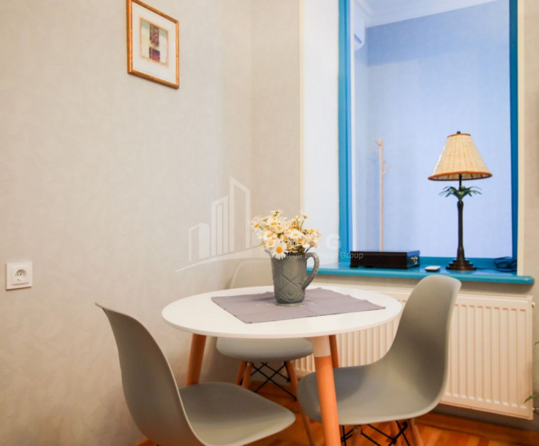 For Sale Flat, in Mtatsminda