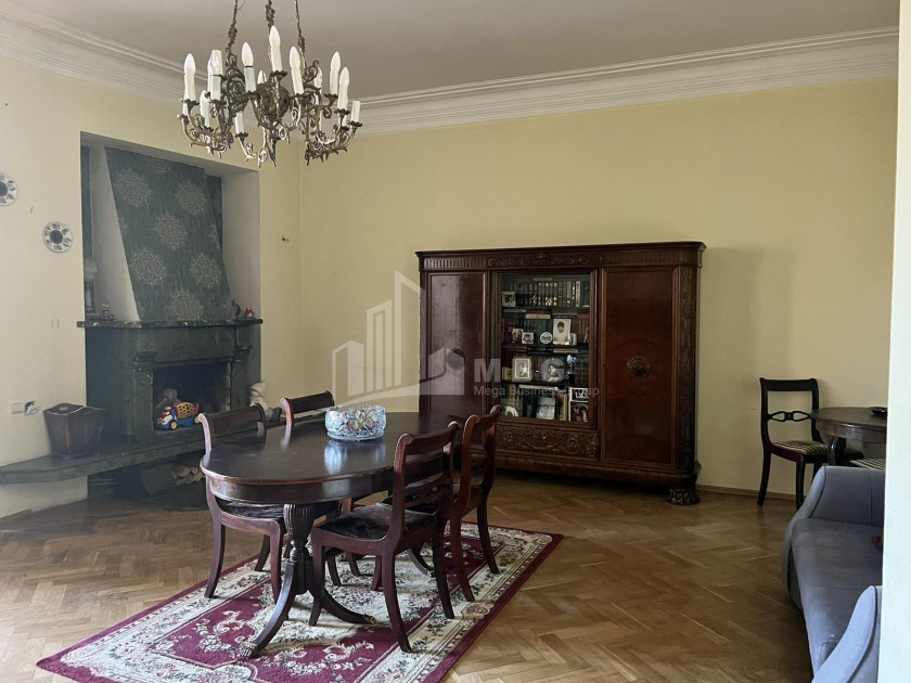 В аренду Квартира, в Ваке