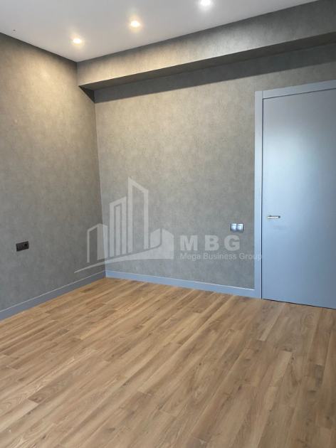 For Sale Flat, in Zemo Vera