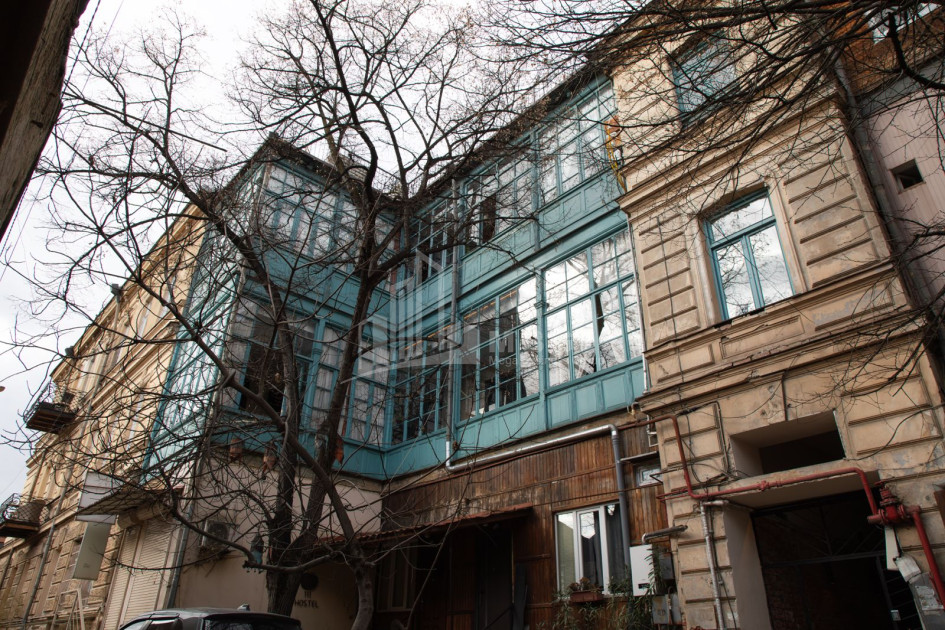 Продается Старое здание Квартира На проспекте Д. Агмашенебели, პლეხანოვი