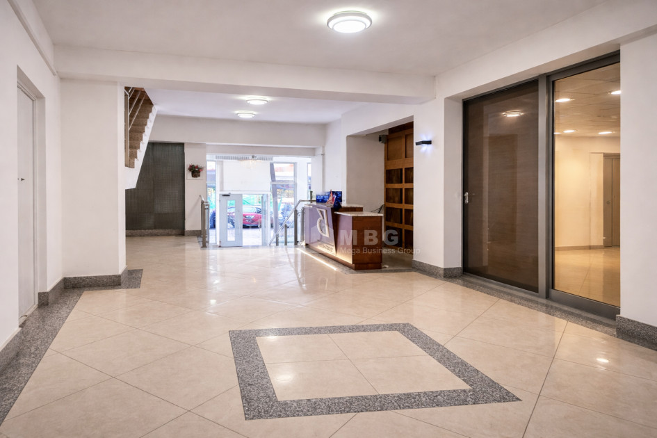 იყიდება ახალი აშენებული ბინა ბაგებში, ვაკის რაიონი