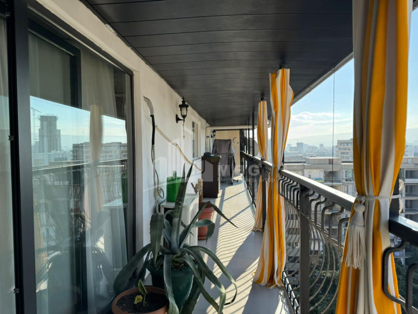 იყიდება ბინა, დიღმის მასივი