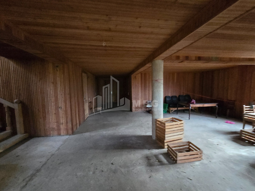 იყიდება ძველი აშენებული სახლი - აგარაკი ზემო ნატანებში, ოზურგეთი