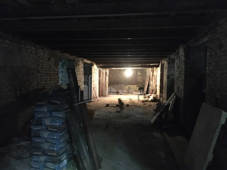 For Rent Trade Commercial, in Kalaubani