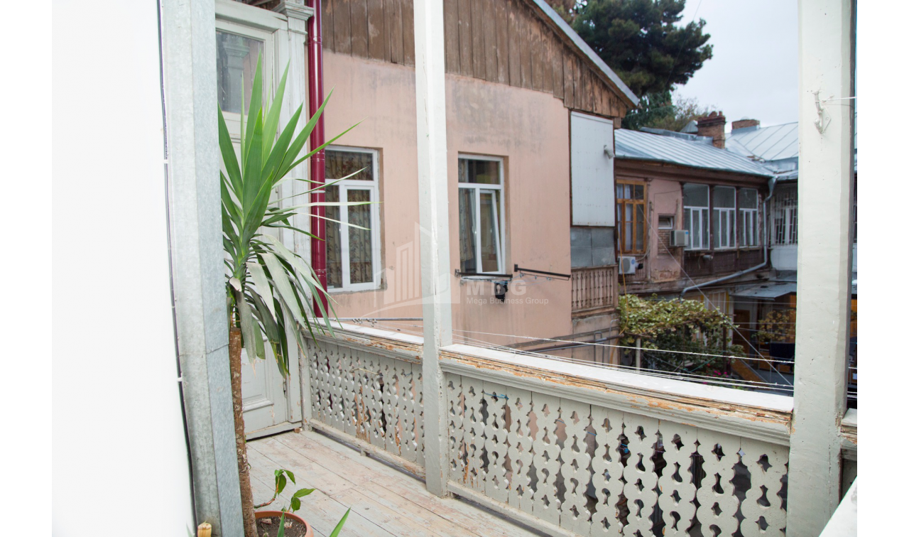 For Sale Flat, in Sololaki