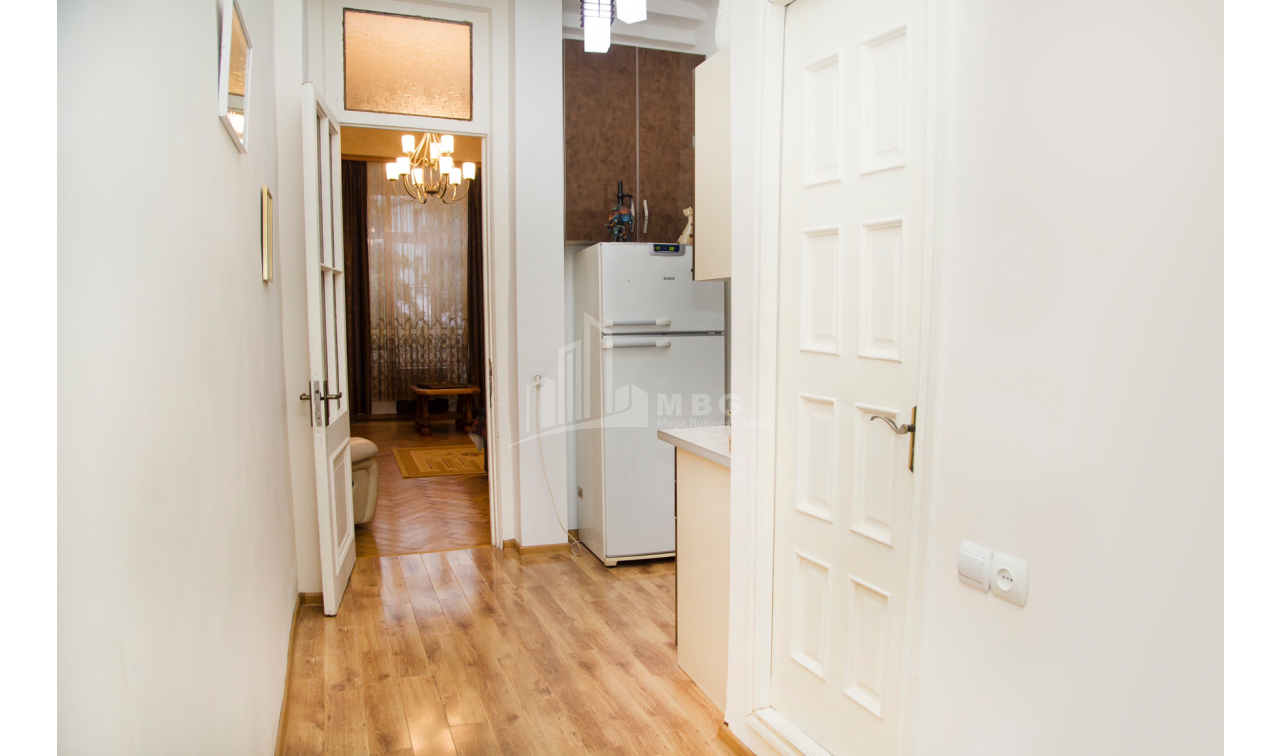 For Sale Flat, in Sololaki