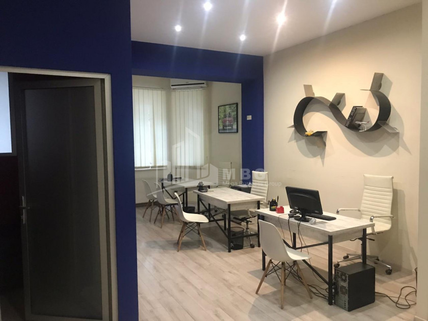 Продается Торговый Коммерческий, в Ваке