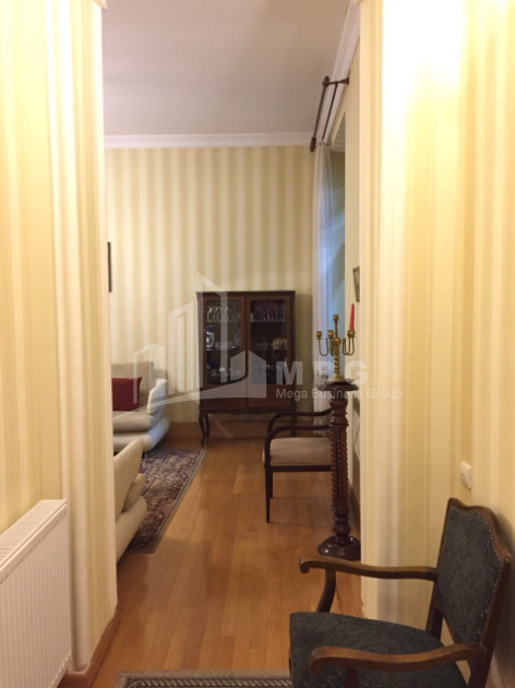 For Rent Flat, in Mtatsminda