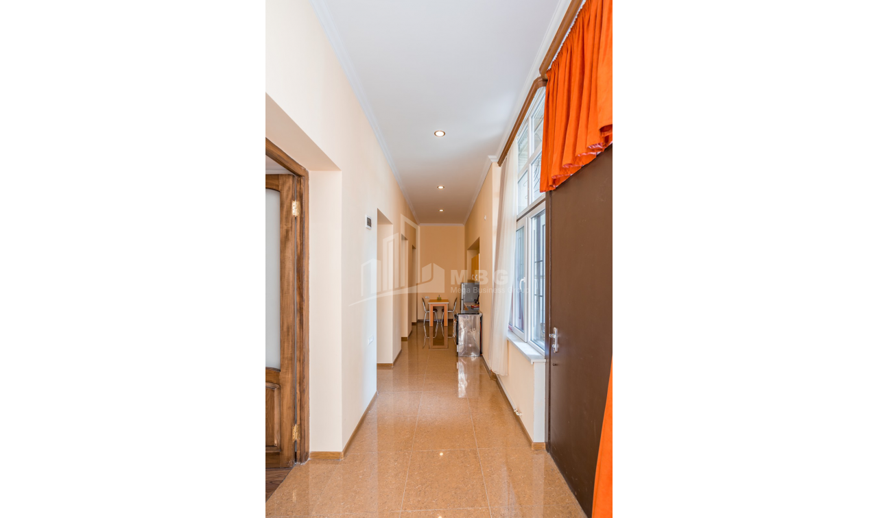 For Sale Flat, in Sololaki