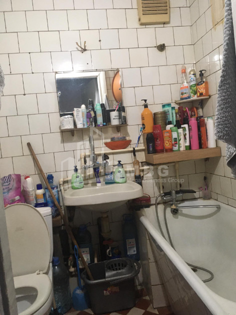 For Sale Flat, in Digomi Massive