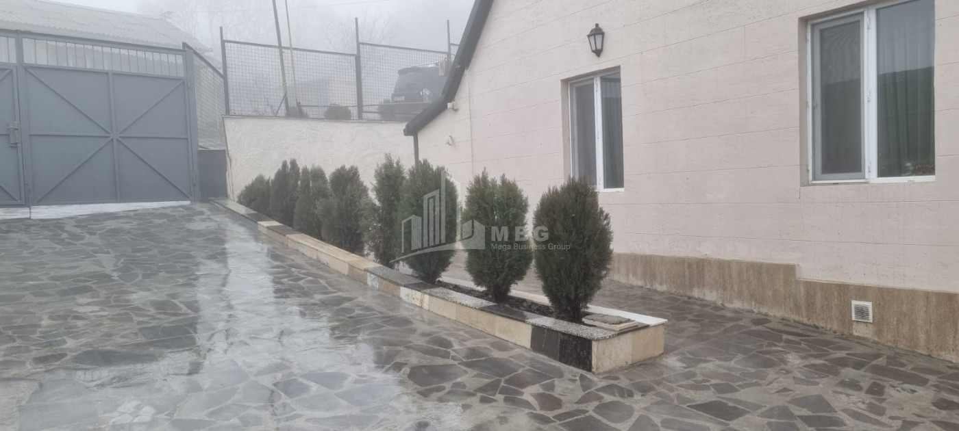 Продается Дом - Вилла В Коджори, Мтацминда Район