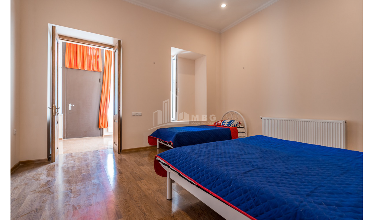 For Sale Flat, in Sololaki