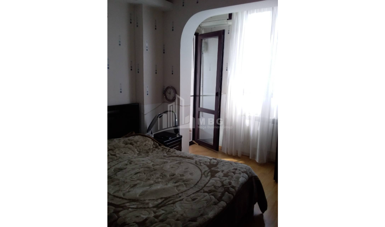 For Sale Flat, in Nutsubidze micro-districts (I-V)