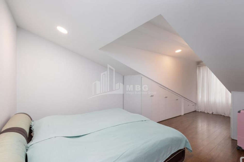 For Sale Flat, in Vake