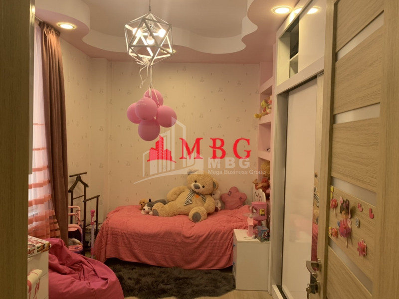 Продается Дом - Вилла, в Сабуртало