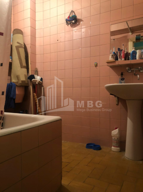 For Sale Flat, in Varketili