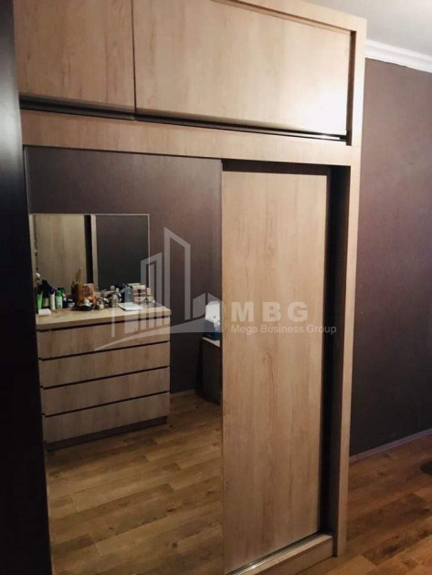 Lease Flat, in Surrounding area of metro Guramishvili