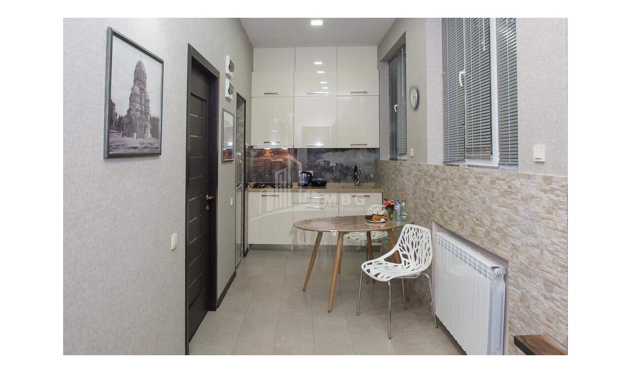 Продается Квартира, в Сололаки