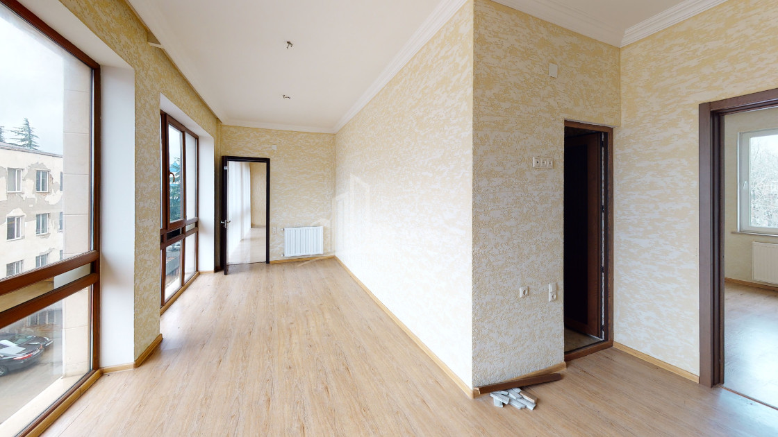 For Sale Building Commercial, in Kutaisi