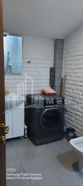 For Sale For office Commercial, in Mtatsminda