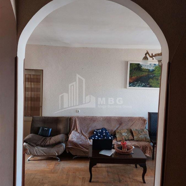 For Sale Flat, in Gldani Massive