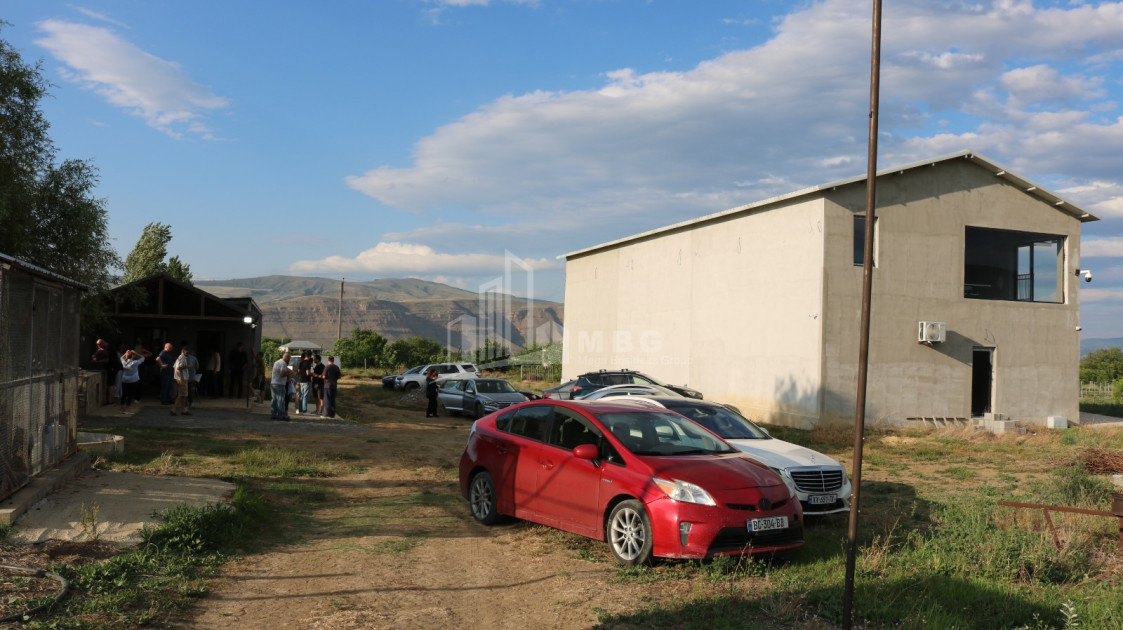 იყიდება კომერციული ფართი დოესი კასპი შიდა ქართლი