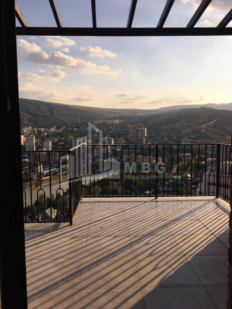 For Rent For office Commercial, in Isani