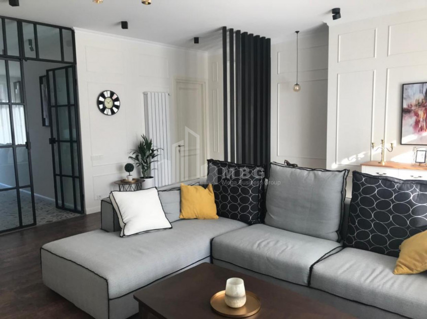 For Rent Flat, in Bagebi