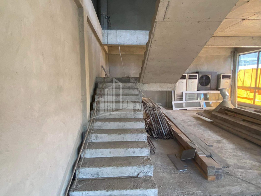 For Rent Витражный фасад Commercial, in Gldani Massive