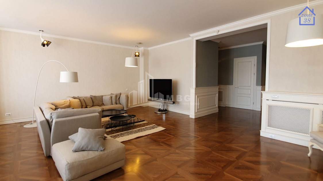 Продается Квартира, в Сололаки