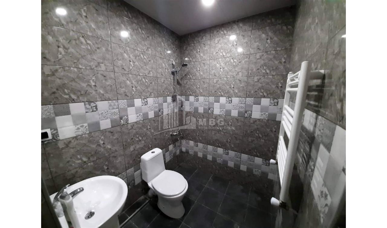 For Sale Flat, in Gldani Massive