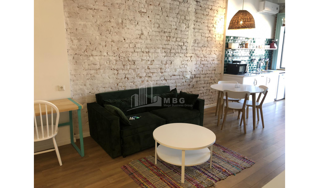 For Sale Flat, in Sololaki