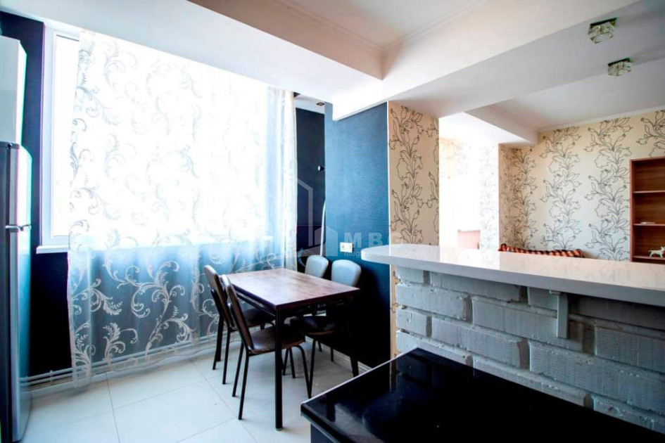 Продается Квартира, в Ваке