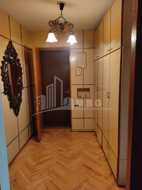 For Sale Flat, in Gldani Massive