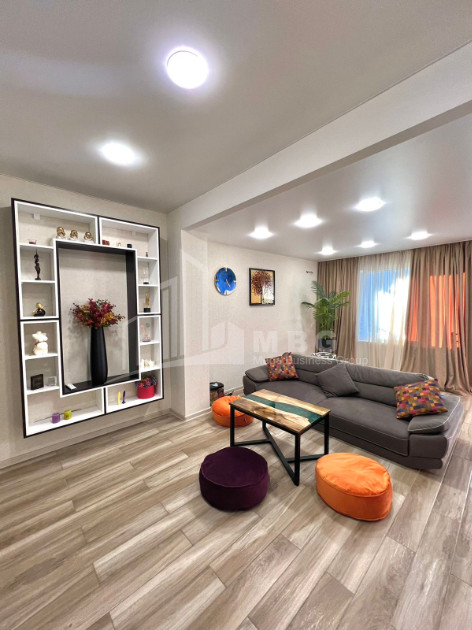 For Sale Flat, in Saburtalo