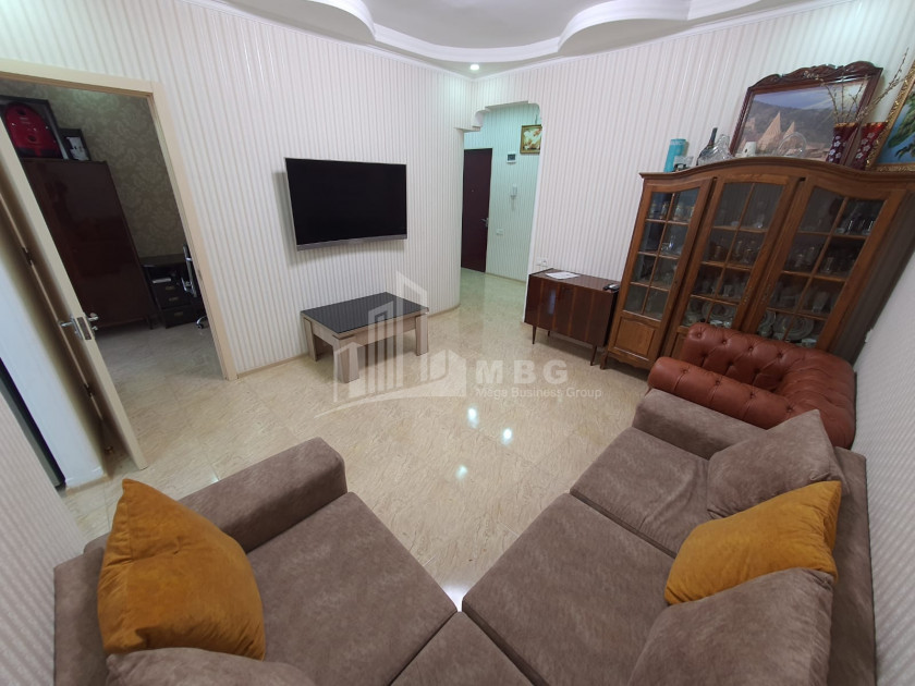 For Rent Flat, in Gldani Massive