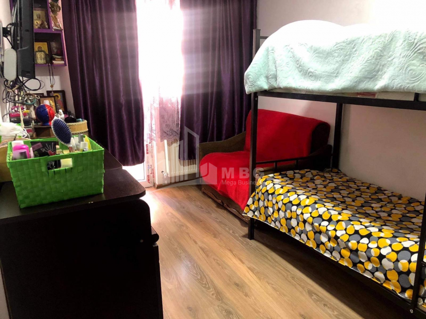 For Sale Flat, in Isani